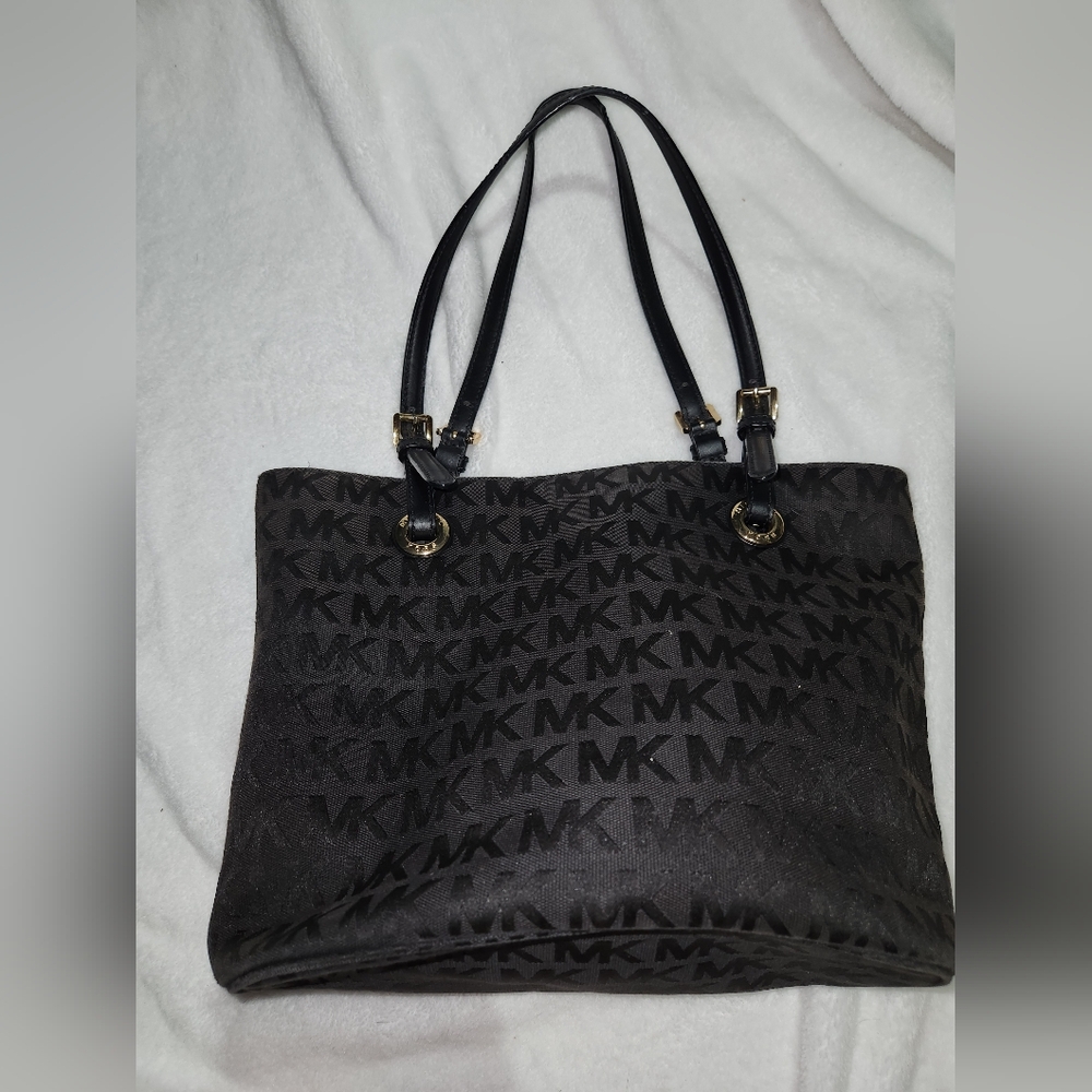 MK Tote
